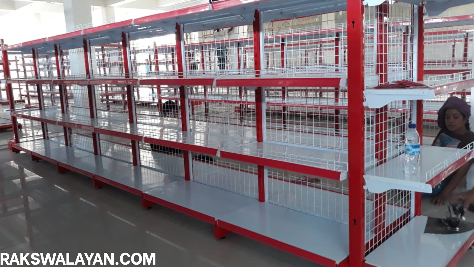 Meningkatkan Pengalaman Belanja dengan Rak Swalayan yang Tepat